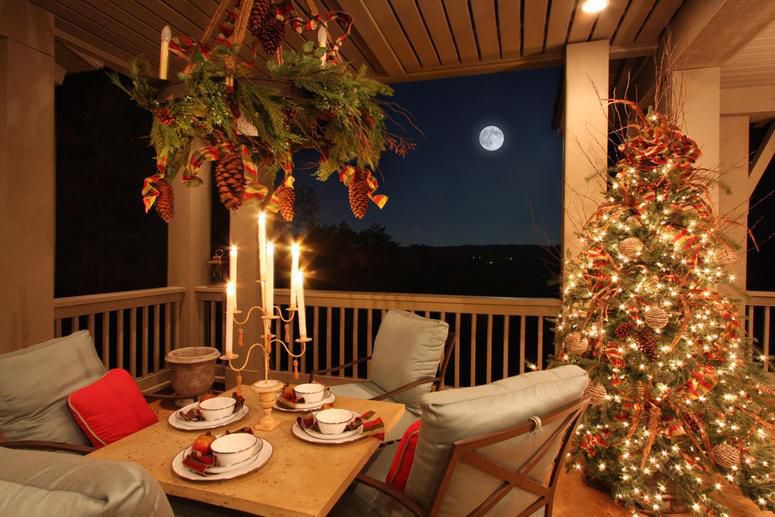 Outdoor Holiday Decorating Ideas Porches